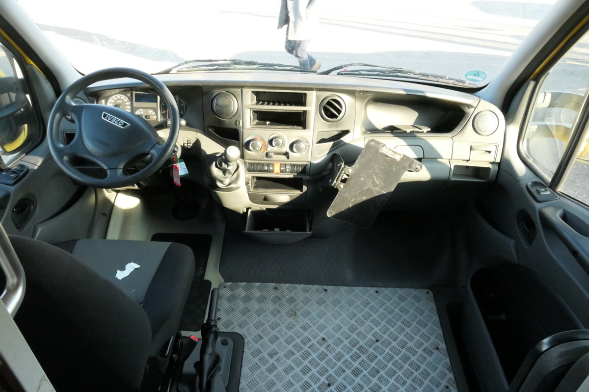 Dodávka skřín IVECO Daily 35 S11 C30C AUTOMATIK KAMERA Kurz KAMERA R: obrázek 6
