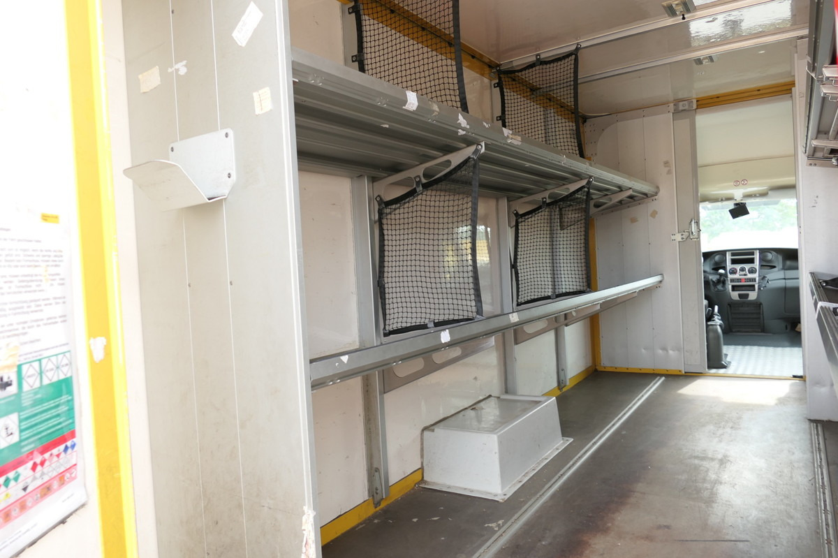 Dodávka skřín IVECO Daily 35 S11 C30C AUTOMATIK KAMERA MAXI Regale D: obrázek 7