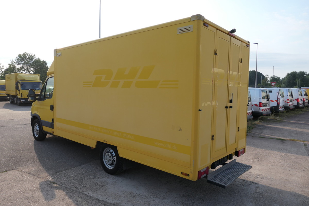 IVECO Daily 35 S11 C30C AUTOMATIK KAMERA Regale LUFT D - Dodávka skřín: obrázek 4 IVECO Daily 35 S11 C30C AUTOMATIK KAMERA Regale LUFT D - Dodávka skřín: obrázek 4