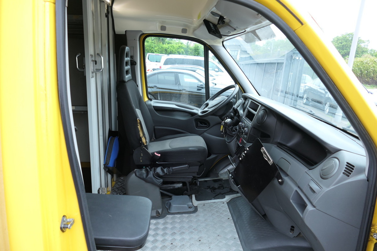 IVECO Daily 35 S11 C30C AUTOMATIK KAMERA Regale LUFT D - Dodávka skřín: obrázek 5 IVECO Daily 35 S11 C30C AUTOMATIK KAMERA Regale LUFT D - Dodávka skřín: obrázek 5