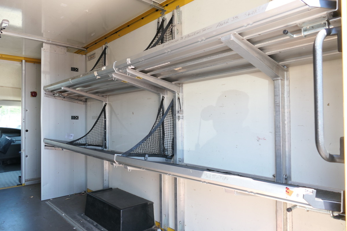 Dodávka skřín IVECO Daily 35 S11 C30C AUTOMATIK KAMERA Regale LUFT D: obrázek 8 Dodávka skřín IVECO Daily 35 S11 C30C AUTOMATIK KAMERA Regale LUFT D: obrázek 8