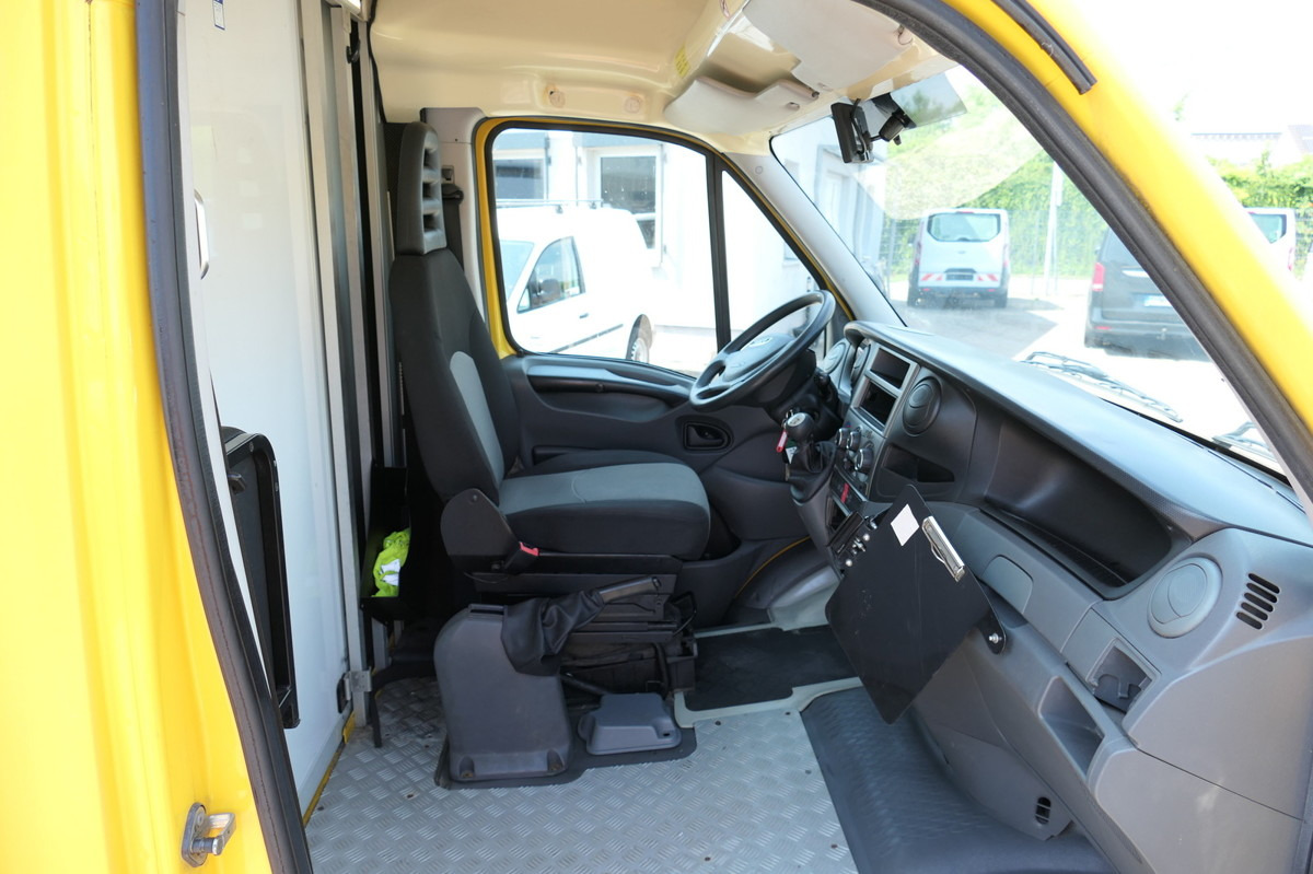 IVECO Daily 35 S11 C30C AUTOMATIK KAMERA Regale LUFT D - Dodávka skřín: obrázek 5 IVECO Daily 35 S11 C30C AUTOMATIK KAMERA Regale LUFT D - Dodávka skřín: obrázek 5