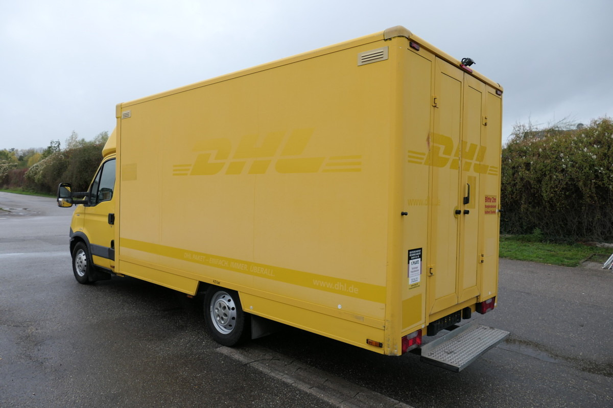 IVECO Daily 35 S11 C30C AUTOMATIK KAMERA Regale LUFT D - Dodávka skřín: obrázek 4 IVECO Daily 35 S11 C30C AUTOMATIK KAMERA Regale LUFT D - Dodávka skřín: obrázek 4