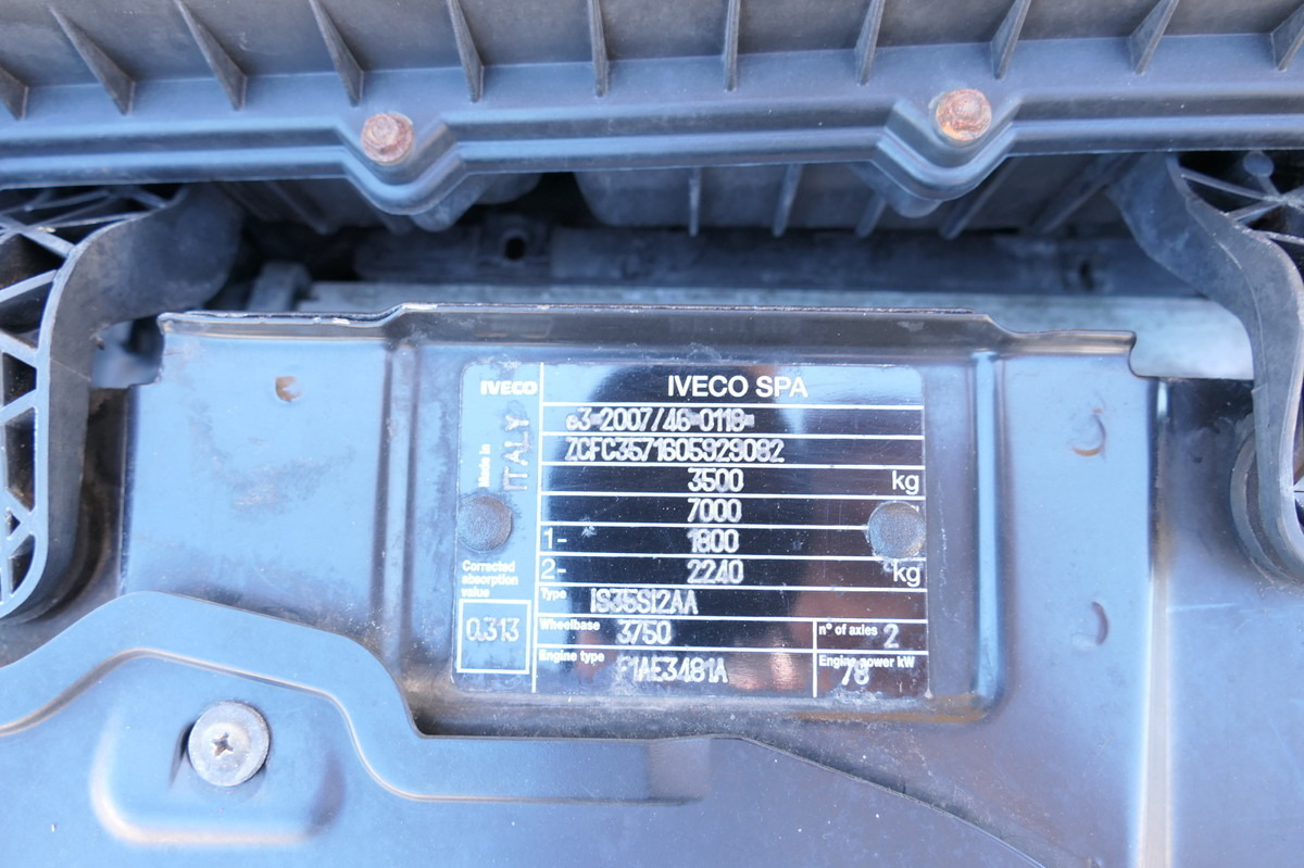 Dodávka skřín IVECO Daily 35 S11 C30C AUTOMATIK KAMERA Regale LUFT D: obrázek 13 Dodávka skřín IVECO Daily 35 S11 C30C AUTOMATIK KAMERA Regale LUFT D: obrázek 13