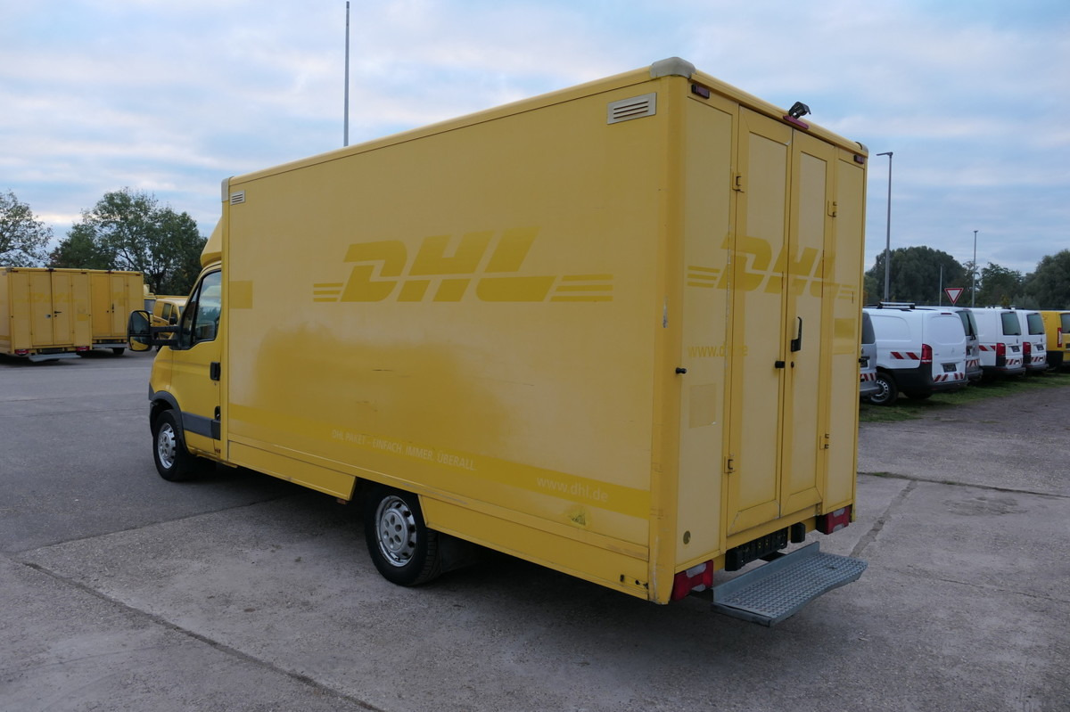 IVECO Daily 35 S11 C30C AUTOMATIK KAMERA Regale LUFT D - Dodávka skřín: obrázek 4 IVECO Daily 35 S11 C30C AUTOMATIK KAMERA Regale LUFT D - Dodávka skřín: obrázek 4