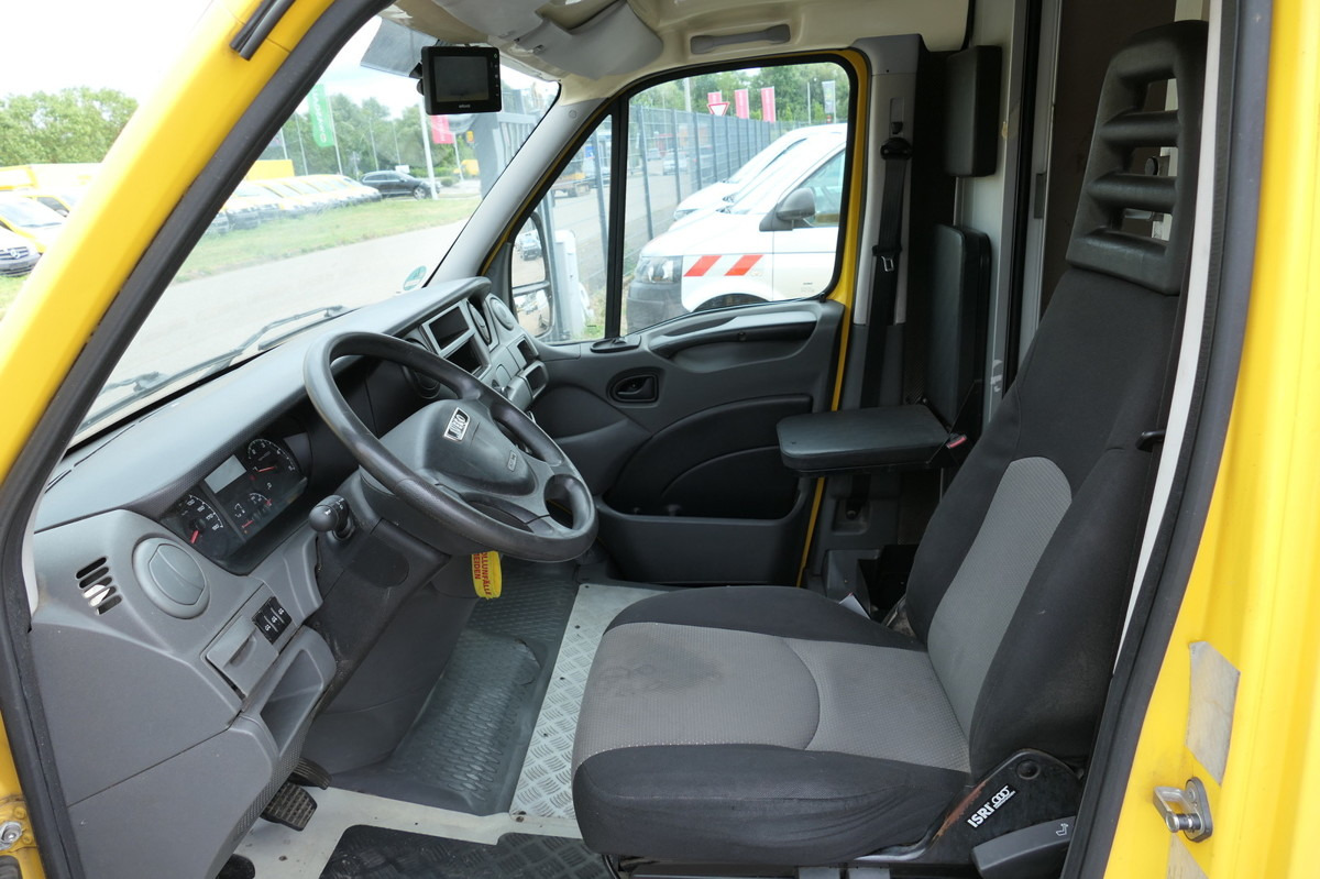 IVECO Daily 35 S11 C30C AUTOMATIK KAMERA Regale LUFT D - Dodávka skřín: obrázek 5 IVECO Daily 35 S11 C30C AUTOMATIK KAMERA Regale LUFT D - Dodávka skřín: obrázek 5