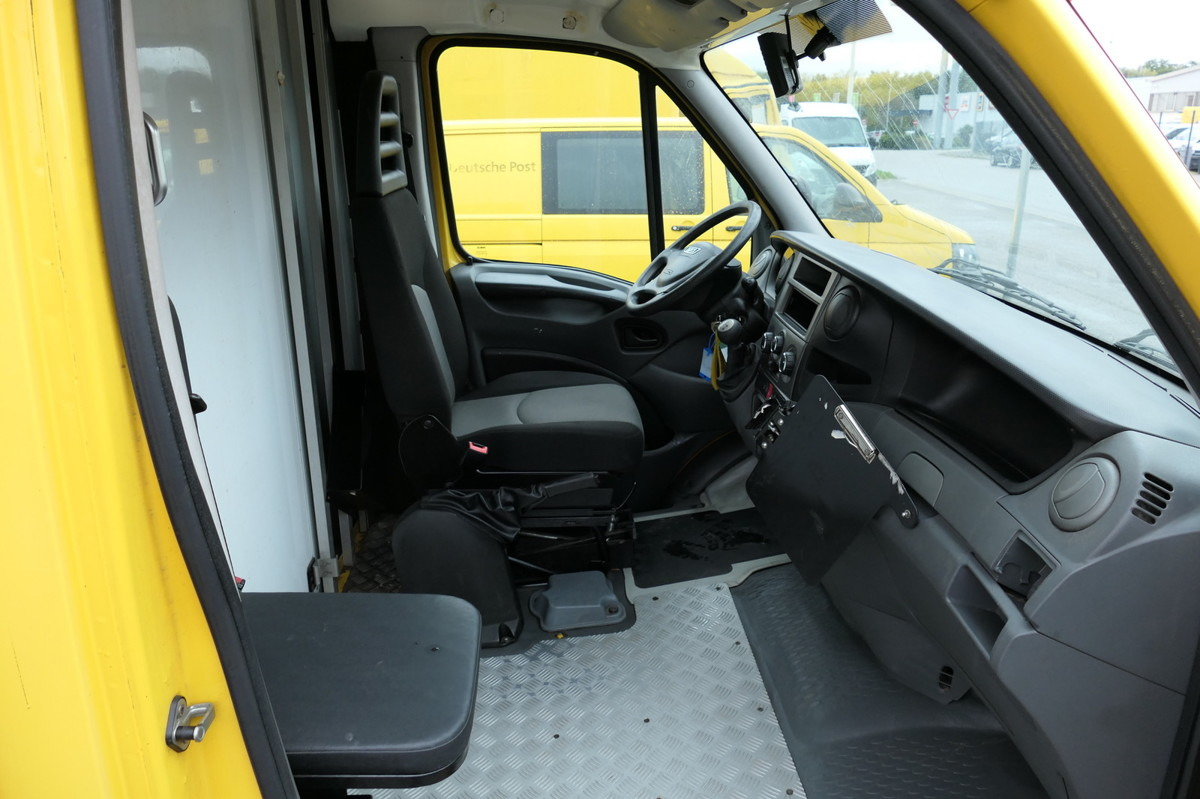 IVECO Daily 35 S11 C30C AUTOMATIK KAMERA Regale LUFT D - Dodávka skřín: obrázek 5 IVECO Daily 35 S11 C30C AUTOMATIK KAMERA Regale LUFT D - Dodávka skřín: obrázek 5