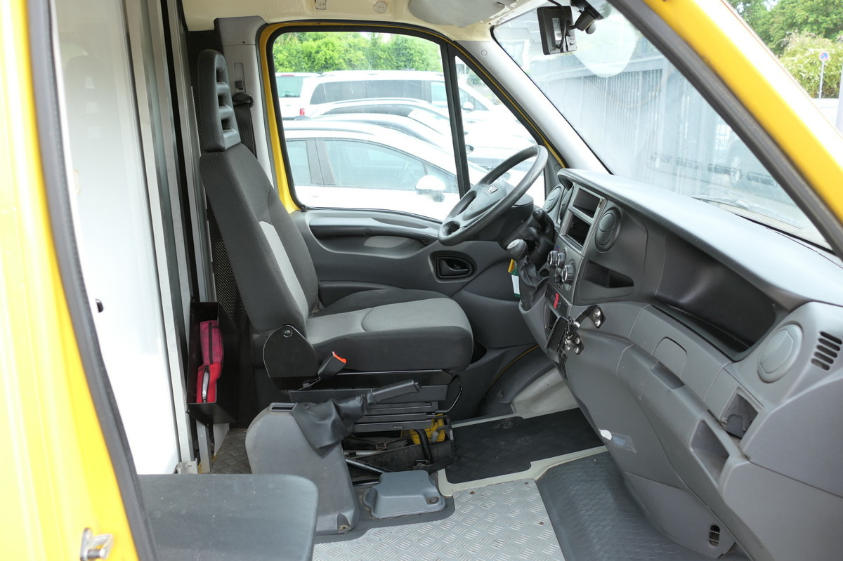 IVECO Daily 35 S11 C30C AUTOMATIK KAMERA Regale LUFT D - Dodávka skřín: obrázek 5 IVECO Daily 35 S11 C30C AUTOMATIK KAMERA Regale LUFT D - Dodávka skřín: obrázek 5