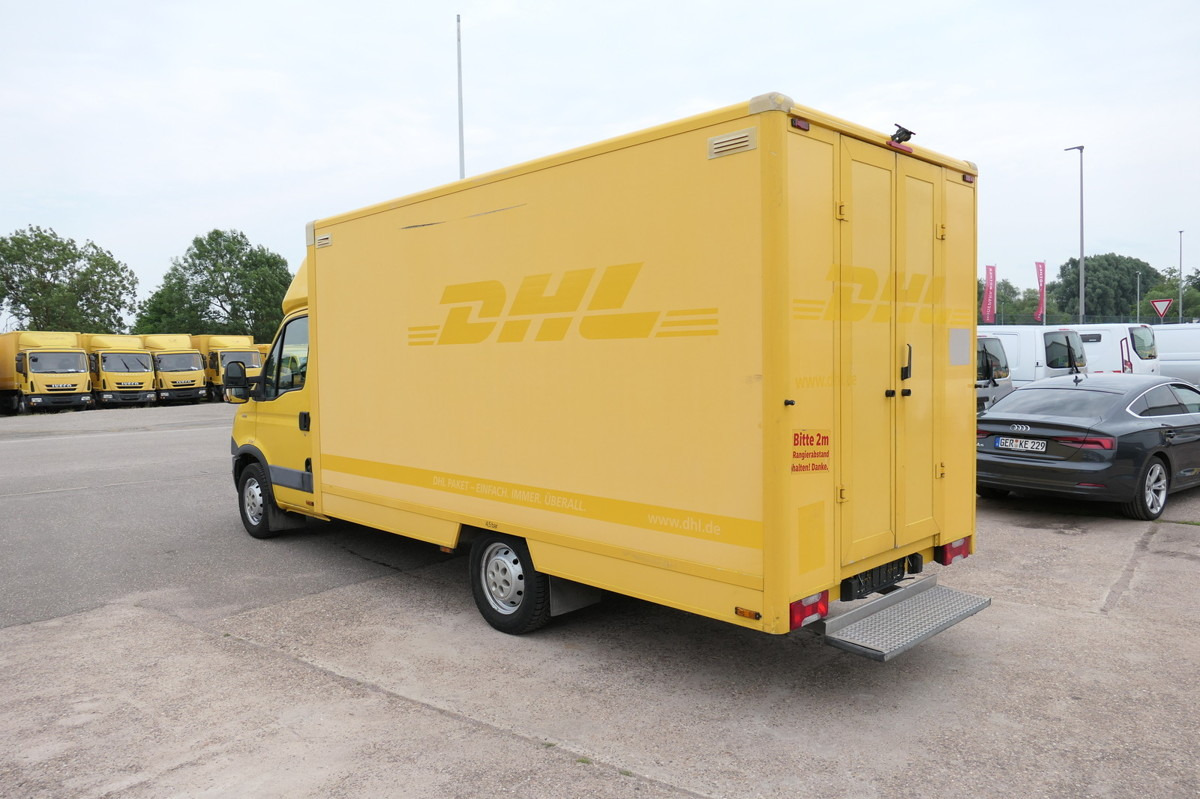 IVECO Daily 35 S11 C30C AUTOMATIK KAMERA Regale LUFT D - Dodávka skřín: obrázek 4 IVECO Daily 35 S11 C30C AUTOMATIK KAMERA Regale LUFT D - Dodávka skřín: obrázek 4
