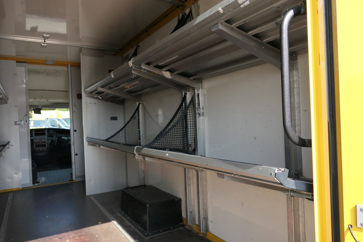 Dodávka skřín IVECO Daily 35 S11 C30C AUTOMATIK KAMERA Regale LUFT D: obrázek 8