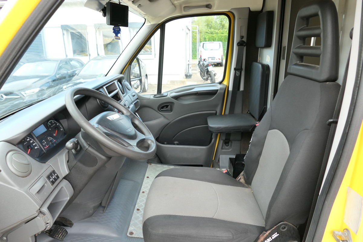 Dodávka skřín IVECO Daily 35 S11 C30C AUTOMATIK Regale LUFT - EURO 5: obrázek 6