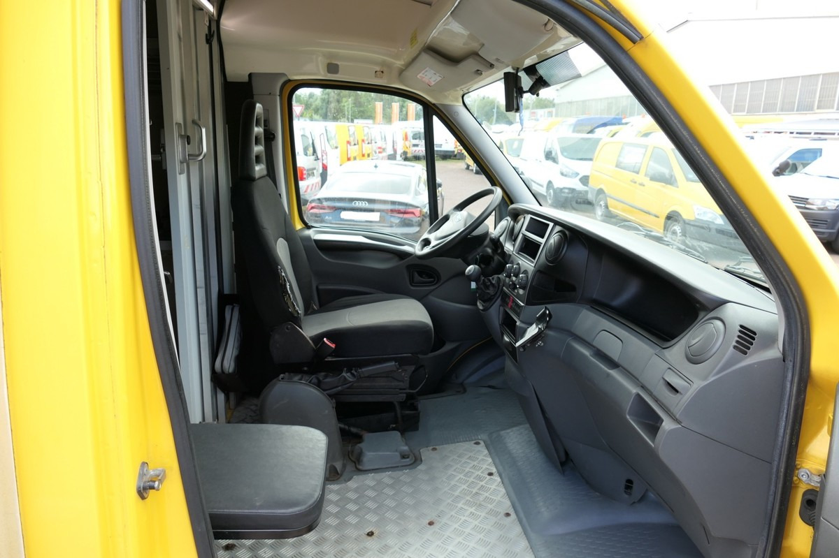 IVECO Daily 35 S11 C30C AUTOMATIK Regale LUFT - EURO 5 - Dodávka skřín: obrázek 5 IVECO Daily 35 S11 C30C AUTOMATIK Regale LUFT - EURO 5 - Dodávka skřín: obrázek 5