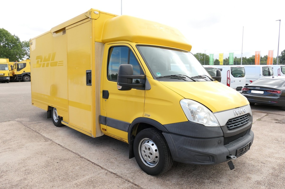 IVECO Daily 35 S11 C30C AUTOMATIK Regale LUFT - EURO 5 - Dodávka skřín: obrázek 2 IVECO Daily 35 S11 C30C AUTOMATIK Regale LUFT - EURO 5 - Dodávka skřín: obrázek 2