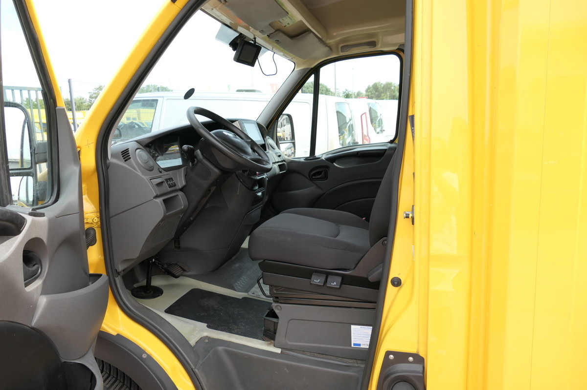IVECO Daily 35 S11 C30C ELEKTRO COC Umbau 08/2021 Firm - Dodávka skřín, Elektrická dodávka: obrázek 5 IVECO Daily 35 S11 C30C ELEKTRO COC Umbau 08/2021 Firm - Dodávka skřín, Elektrická dodávka: obrázek 5