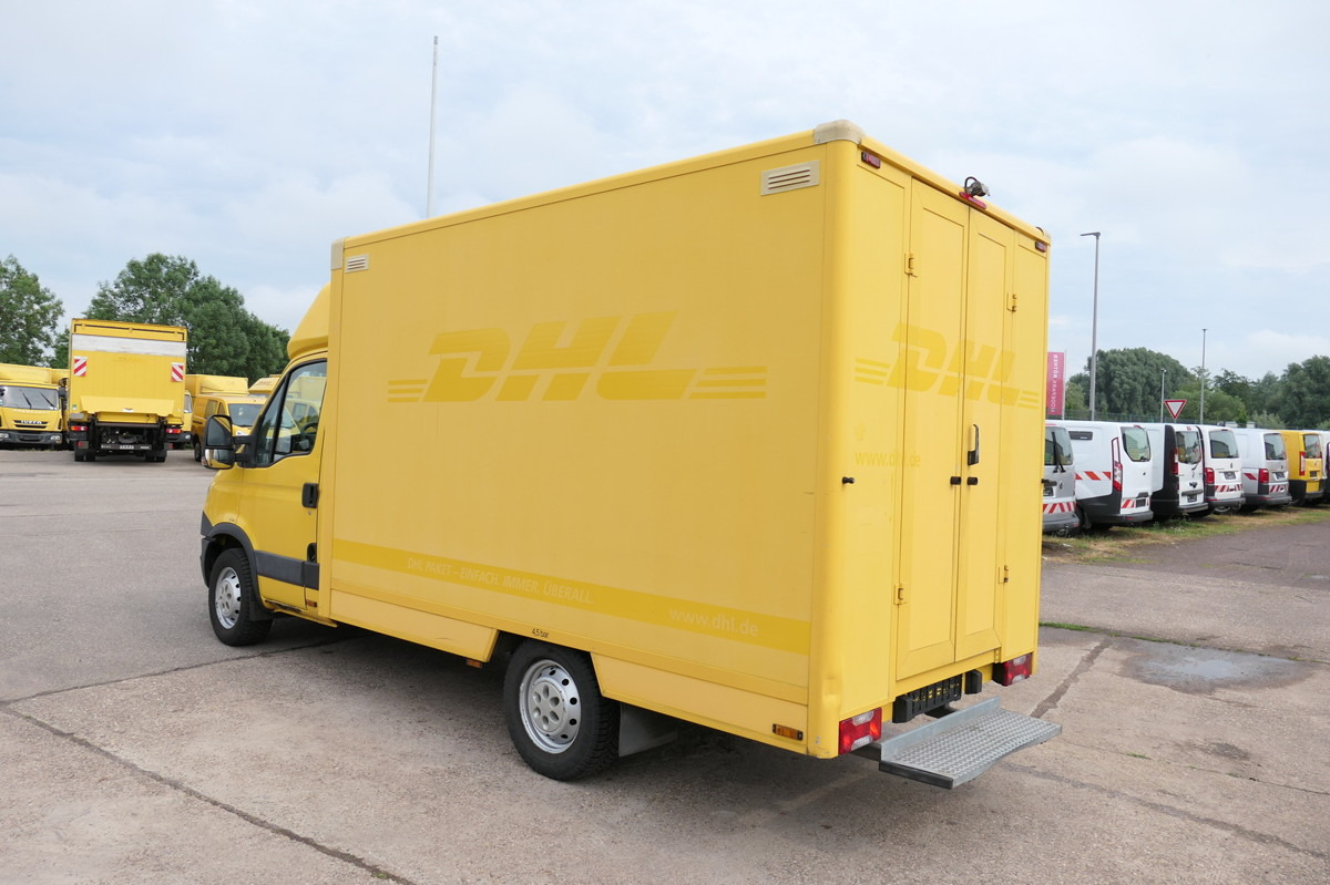 IVECO Daily 35 S11 C30C Kurz AUTOMATIK KAMERA Regale L - Dodávka skřín: obrázek 3 IVECO Daily 35 S11 C30C Kurz AUTOMATIK KAMERA Regale L - Dodávka skřín: obrázek 3