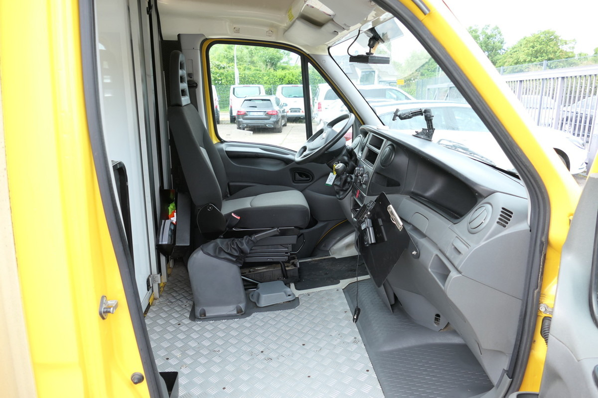 IVECO Daily 35 S11 C30C Kurz AUTOMATIK KAMERA Regale L - Dodávka skřín: obrázek 5 IVECO Daily 35 S11 C30C Kurz AUTOMATIK KAMERA Regale L - Dodávka skřín: obrázek 5