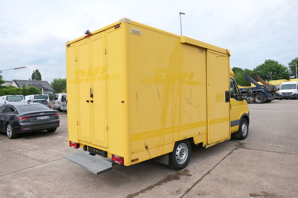 IVECO Daily 35 S11 C30C Kurz AUTOMATIK KAMERA Regale L - Dodávka skřín: obrázek 4 IVECO Daily 35 S11 C30C Kurz AUTOMATIK KAMERA Regale L - Dodávka skřín: obrázek 4