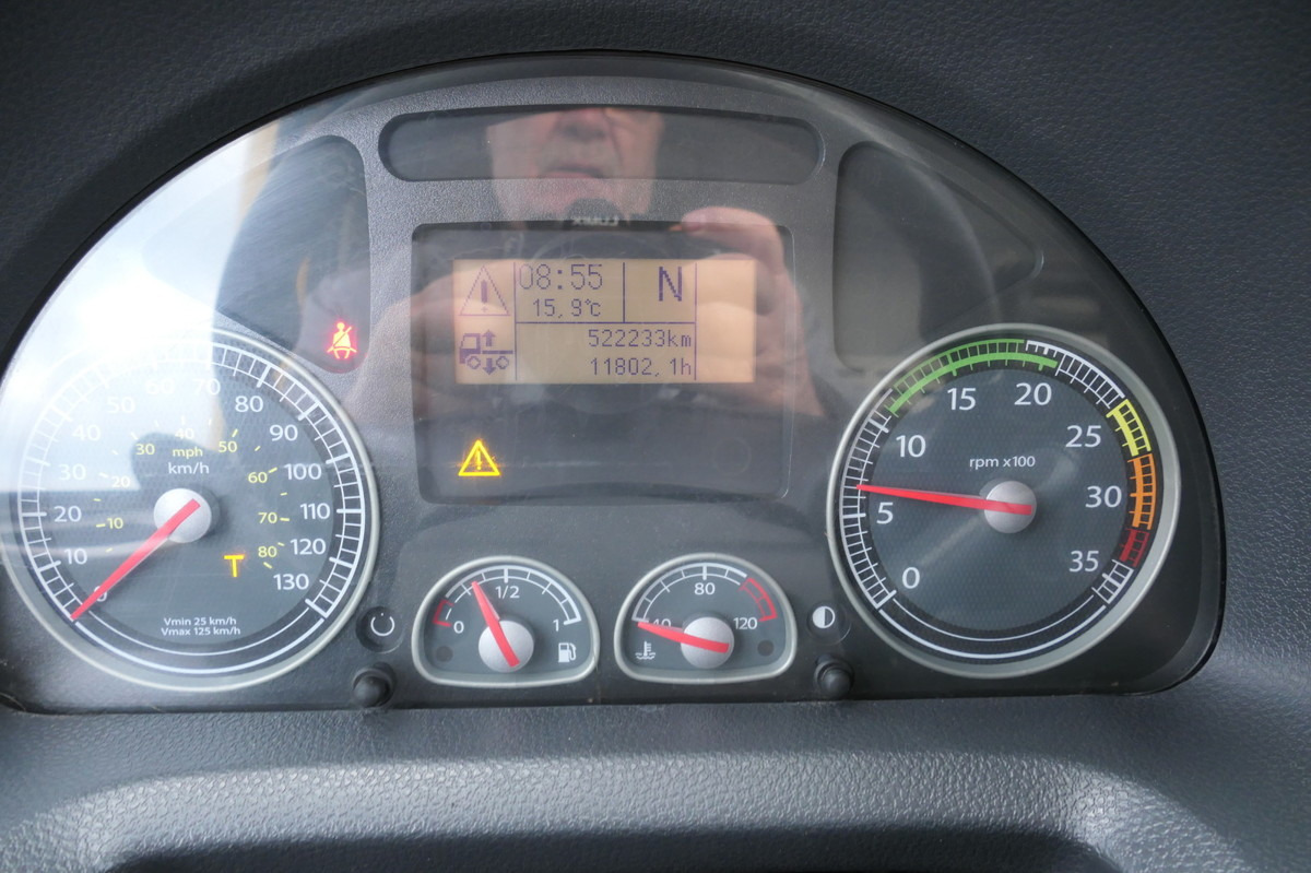 Skříňový nákladní auto IVECO EuroCargo ML 120 E28/P AHK LBW Koffer 7,00x2,44x: obrázek 15 Skříňový nákladní auto IVECO EuroCargo ML 120 E28/P AHK LBW Koffer 7,00x2,44x: obrázek 15