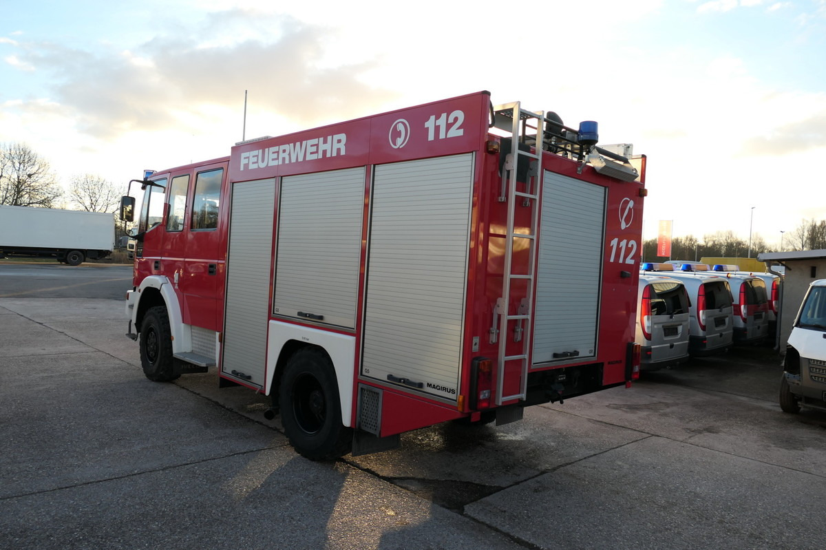 IVECO FF 95 E LF 8 DoKa AHK 4X4 SFZ FEUERWEHR Einzelbe - Hasičský vůz: obrázek 4 IVECO FF 95 E LF 8 DoKa AHK 4X4 SFZ FEUERWEHR Einzelbe - Hasičský vůz: obrázek 4