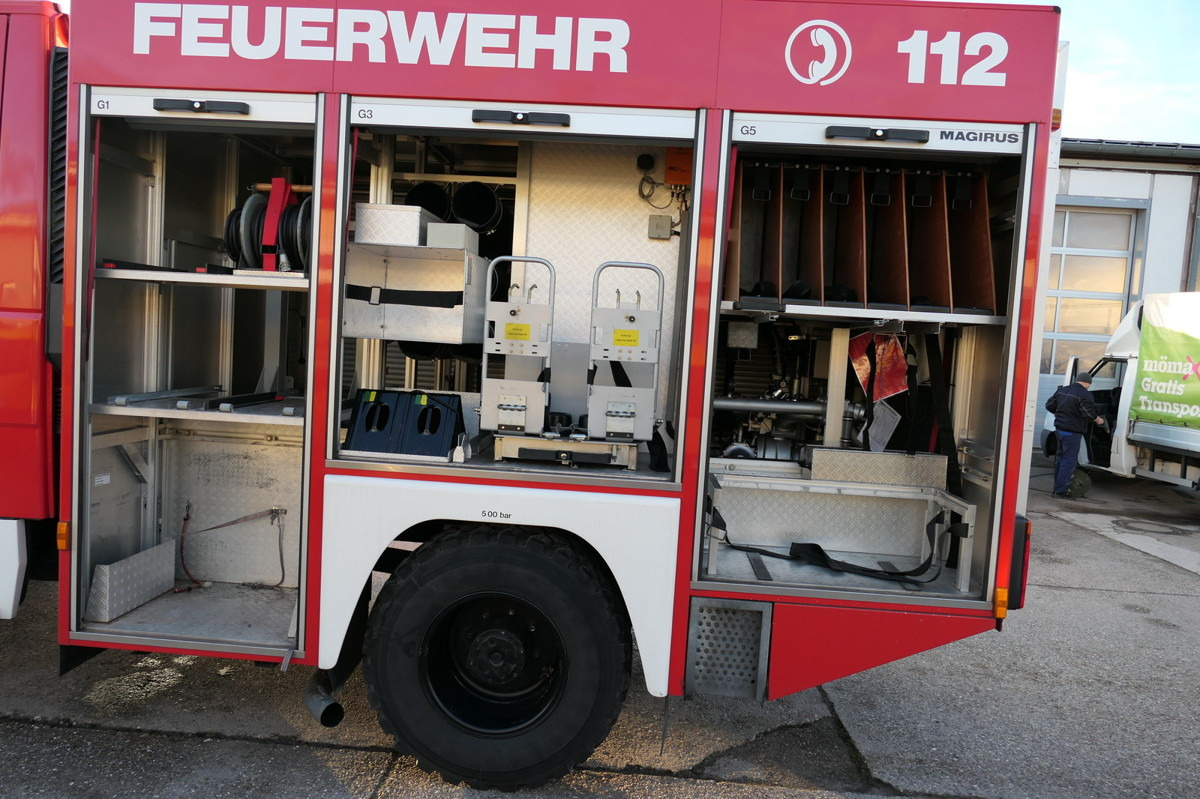 IVECO FF 95 E LF 8 DoKa AHK 4X4 SFZ FEUERWEHR Einzelbe - Hasičský vůz: obrázek 5 IVECO FF 95 E LF 8 DoKa AHK 4X4 SFZ FEUERWEHR Einzelbe - Hasičský vůz: obrázek 5