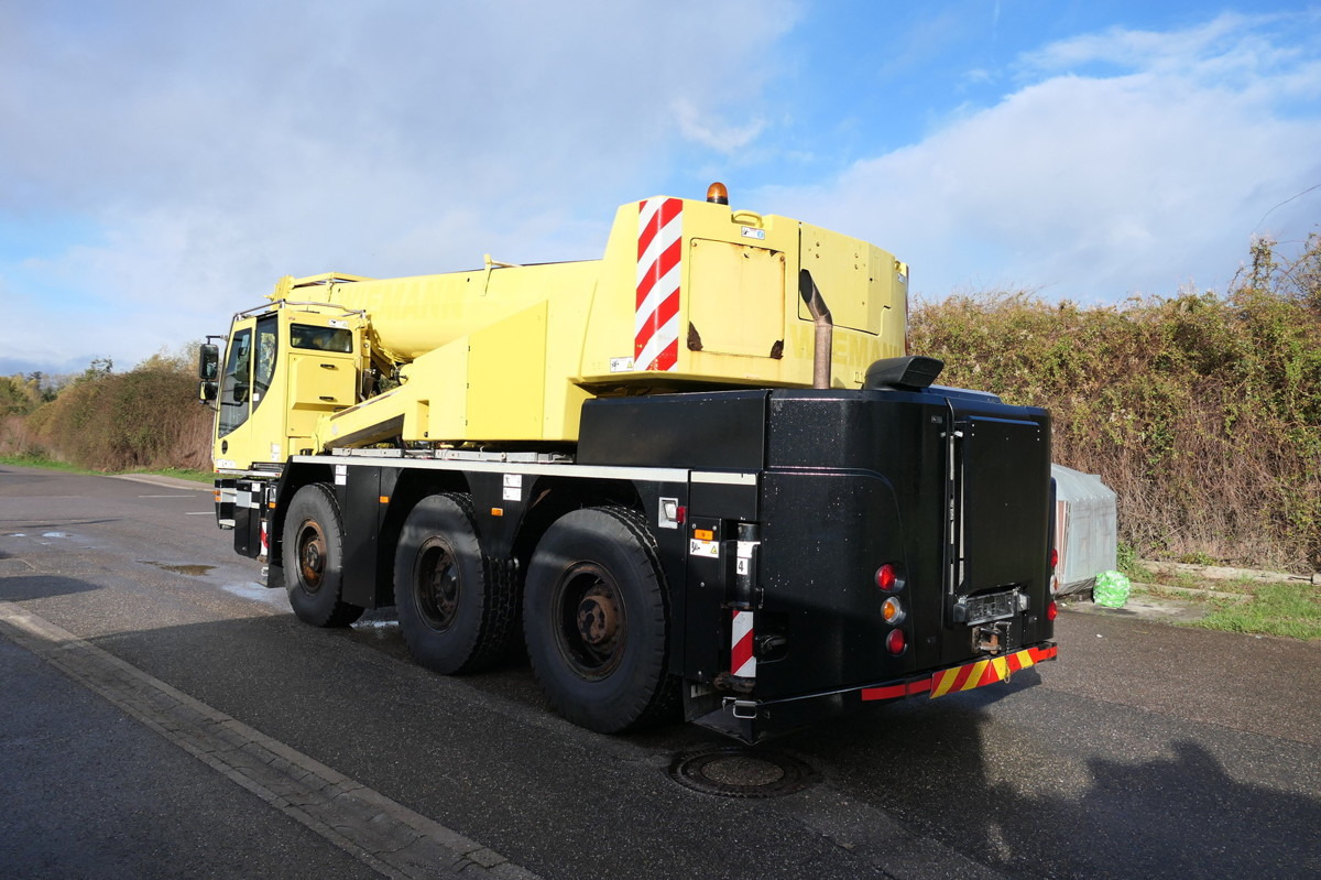 LIEBHERR LTC 1045-3.1 - Autojeřáb: obrázek 4 LIEBHERR LTC 1045-3.1 - Autojeřáb: obrázek 4