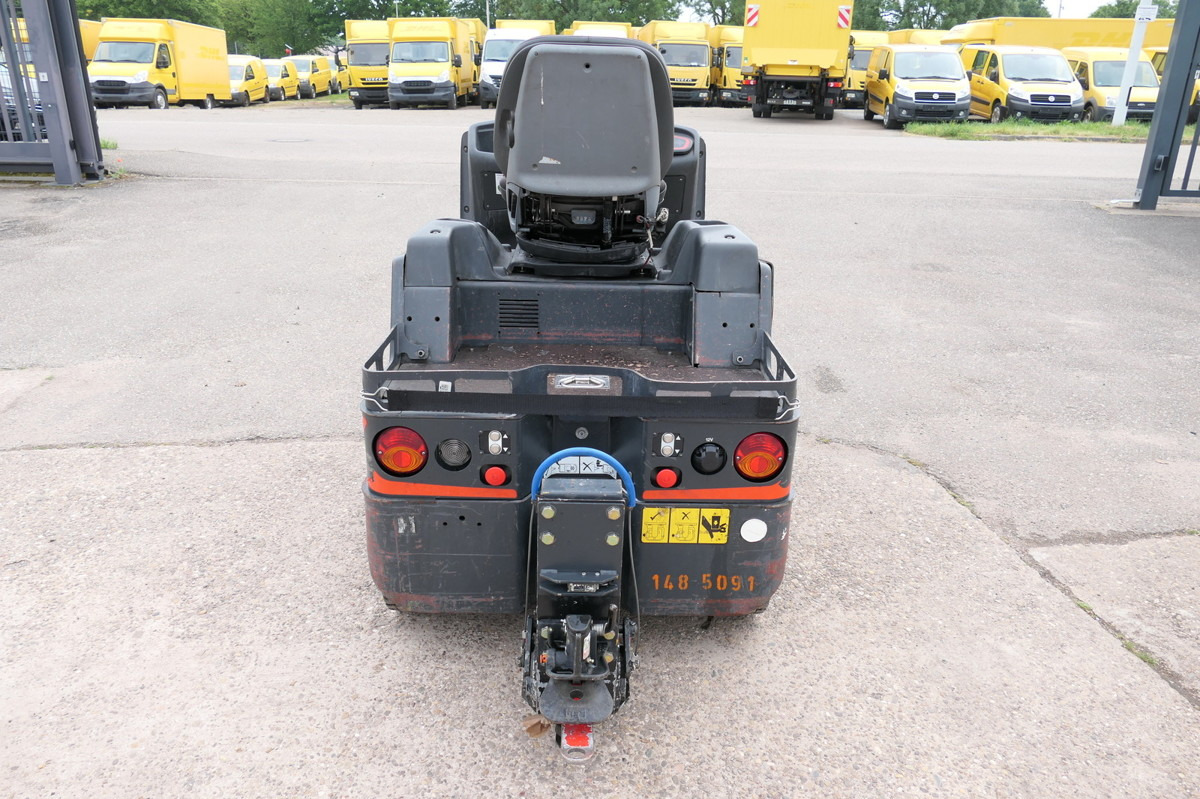 LINDE P 60 Z Schlepper Batterie 10/2020 3-Rad - Elektrický tahač: obrázek 4 LINDE P 60 Z Schlepper Batterie 10/2020 3-Rad - Elektrický tahač: obrázek 4