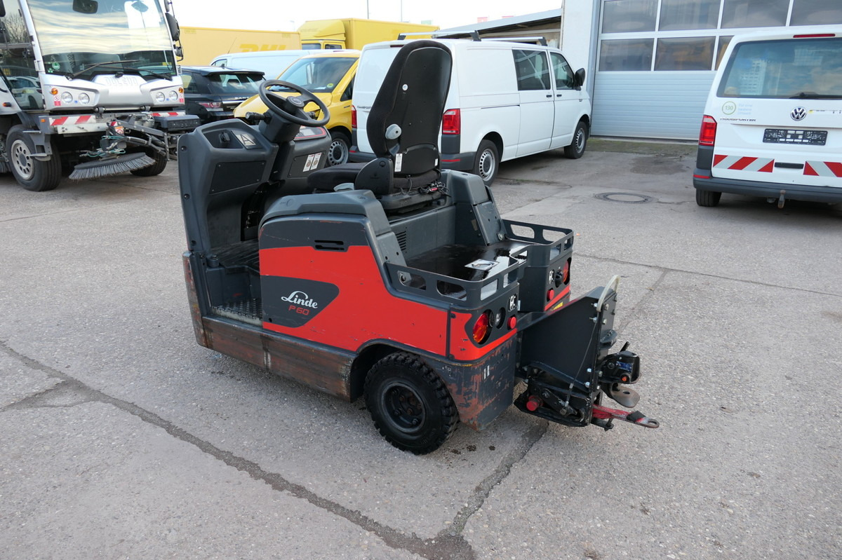 LINDE P 60 Z Schlepper Batterie 11/2019 - Elektrický tahač: obrázek 4 LINDE P 60 Z Schlepper Batterie 11/2019 - Elektrický tahač: obrázek 4