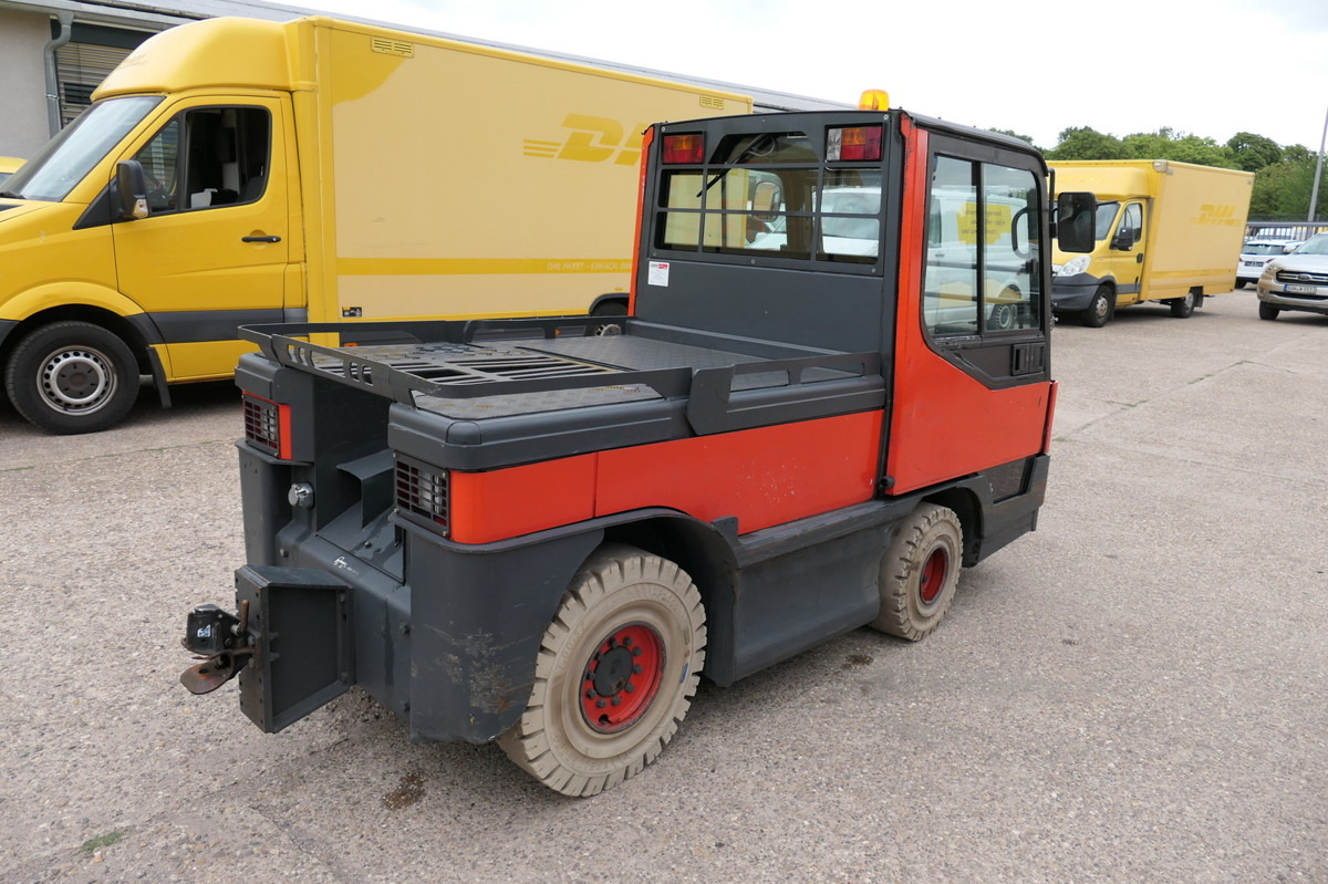 LINDE P250 Schlepper AHK Batterie 24/2021 Schiebetüren - Elektrický tahač: obrázek 3 LINDE P250 Schlepper AHK Batterie 24/2021 Schiebetüren - Elektrický tahač: obrázek 3