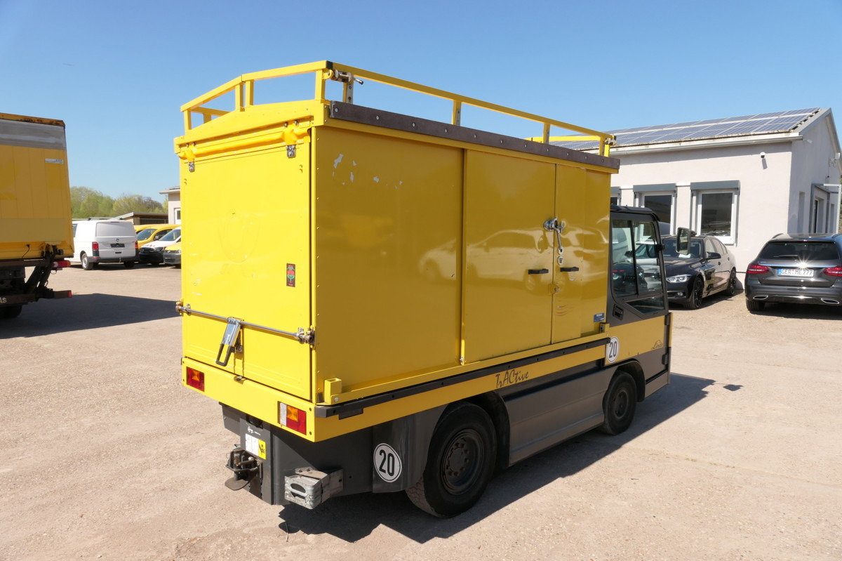 LINDE W20 Schlepper Tractive Batterie 11/2020 - Elektrický tahač: obrázek 4 LINDE W20 Schlepper Tractive Batterie 11/2020 - Elektrický tahač: obrázek 4