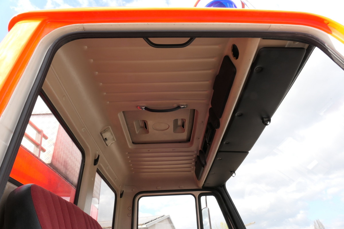 Hasičský vůz MERCEDES-BENZ 1019 AF Rüstwagen 4x4 TOP ZUSTAND: obrázek 13