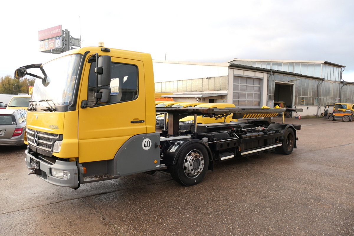 MERCEDES-BENZ KAMAG WBH 25 Wiesel Terberg Umsetzfahrz. Sattelk - Kontejnérový podvozek/ Výměnná nástavba: obrázek 2 MERCEDES-BENZ KAMAG WBH 25 Wiesel Terberg Umsetzfahrz. Sattelk - Kontejnérový podvozek/ Výměnná nástavba: obrázek 2