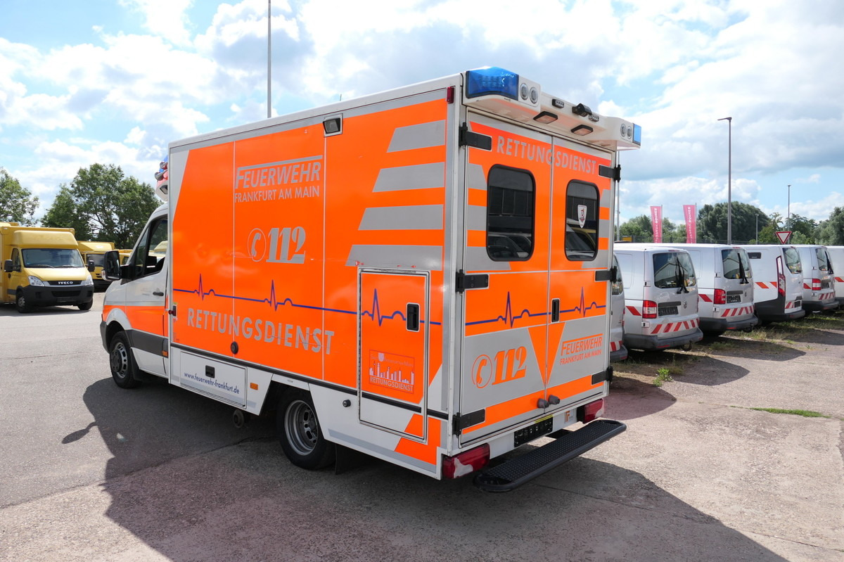 MERCEDES-BENZ Sprinter 519 CDI Klima Krankenwagen Fahrtec Aufb - Pohotovostní vůz: obrázek 3 MERCEDES-BENZ Sprinter 519 CDI Klima Krankenwagen Fahrtec Aufb - Pohotovostní vůz: obrázek 3