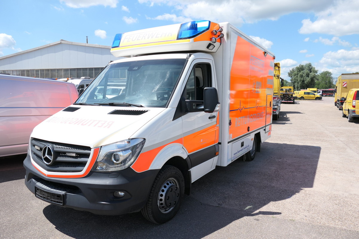 MERCEDES-BENZ Sprinter 519 CDI Klima Krankenwagen Fahrtec Aufb - Pohotovostní vůz: obrázek 2 MERCEDES-BENZ Sprinter 519 CDI Klima Krankenwagen Fahrtec Aufb - Pohotovostní vůz: obrázek 2