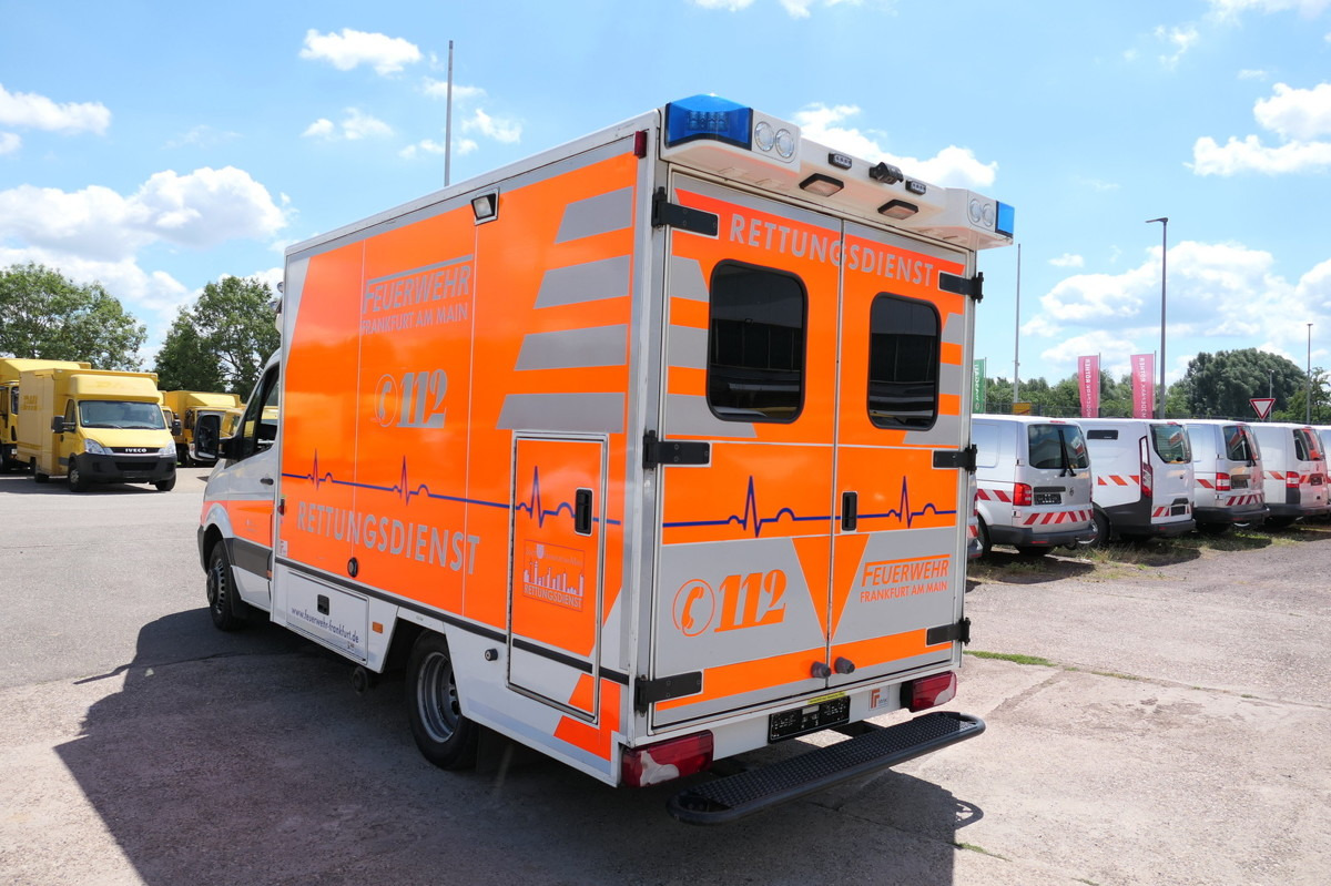 MERCEDES-BENZ Sprinter 519 CDI Klima Krankenwagen Fahrtec Aufb - Pohotovostní vůz: obrázek 3 MERCEDES-BENZ Sprinter 519 CDI Klima Krankenwagen Fahrtec Aufb - Pohotovostní vůz: obrázek 3