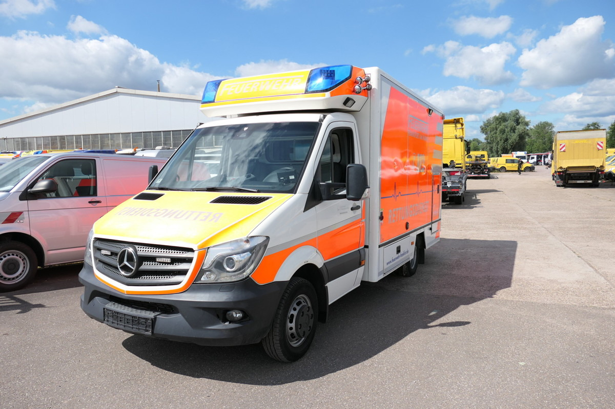 MERCEDES-BENZ Sprinter 519 CDI Klima Krankenwagen Fahrtec Aufb - Pohotovostní vůz: obrázek 2 MERCEDES-BENZ Sprinter 519 CDI Klima Krankenwagen Fahrtec Aufb - Pohotovostní vůz: obrázek 2