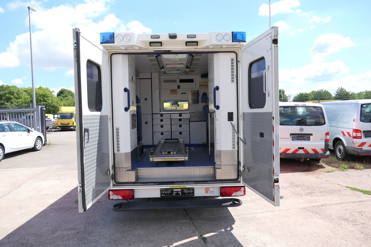 MERCEDES-BENZ Sprinter 519 CDI Klima Krankenwagen Fahrtec Aufb - Pohotovostní vůz: obrázek 5 MERCEDES-BENZ Sprinter 519 CDI Klima Krankenwagen Fahrtec Aufb - Pohotovostní vůz: obrázek 5