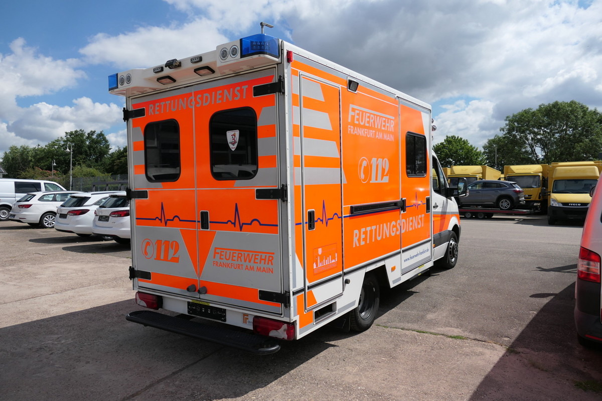MERCEDES-BENZ Sprinter 519 CDI Klima Krankenwagen Fahrtec Aufb - Pohotovostní vůz: obrázek 4 MERCEDES-BENZ Sprinter 519 CDI Klima Krankenwagen Fahrtec Aufb - Pohotovostní vůz: obrázek 4
