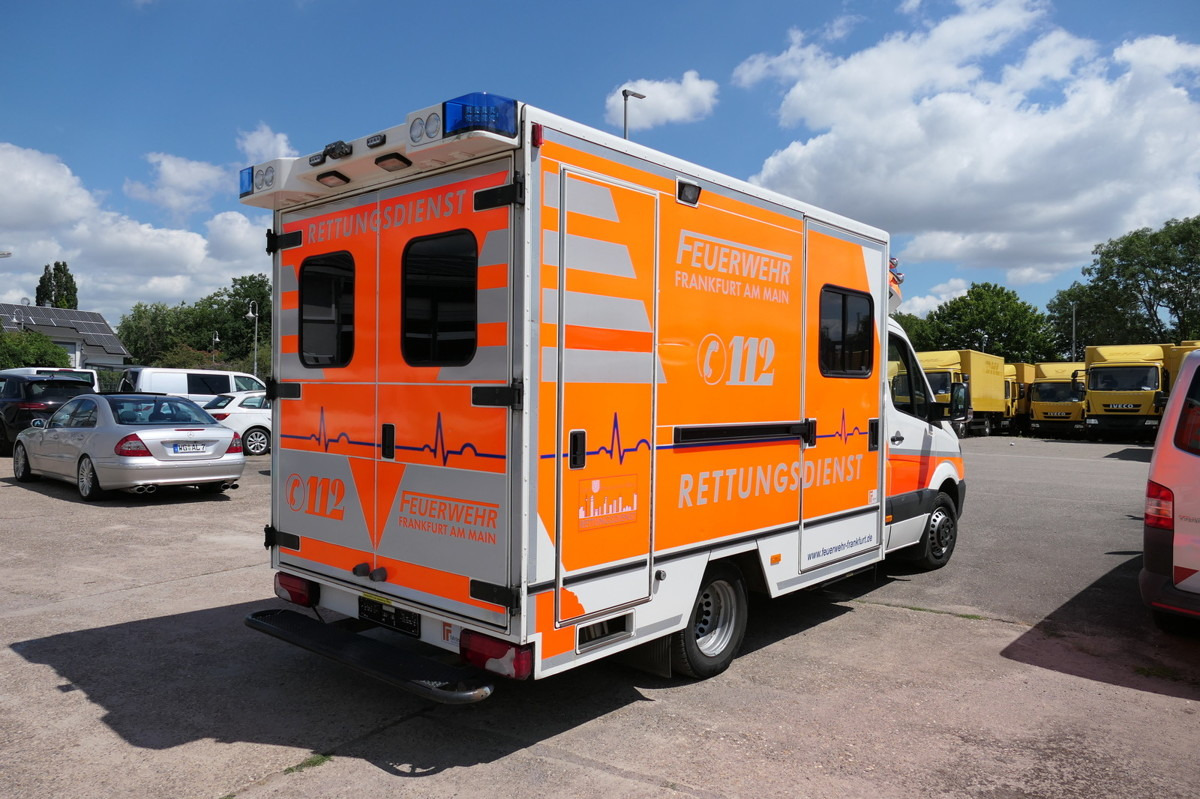 MERCEDES-BENZ Sprinter 519 CDI Klima Krankenwagen Fahrtec Aufb - Pohotovostní vůz: obrázek 4 MERCEDES-BENZ Sprinter 519 CDI Klima Krankenwagen Fahrtec Aufb - Pohotovostní vůz: obrázek 4