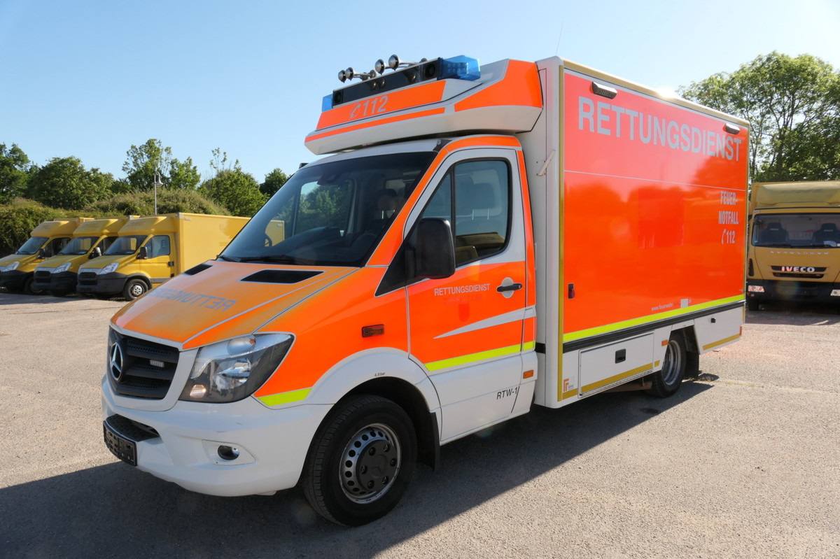 MERCEDES-BENZ Sprinter 519 CDI Klima Krankenwagen - Pohotovostní vůz: obrázek 2 MERCEDES-BENZ Sprinter 519 CDI Klima Krankenwagen - Pohotovostní vůz: obrázek 2