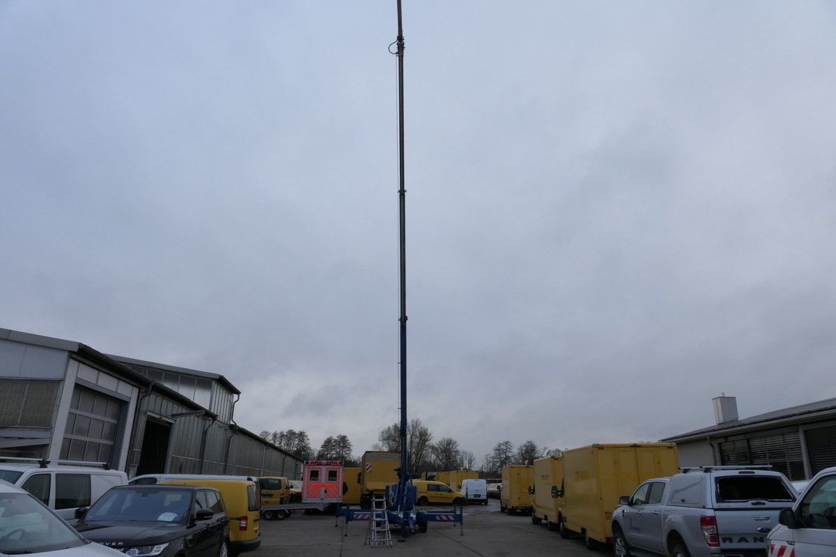Anhängerkran AHK 27/700 - Seilwinde HY1010 - Přívěs: obrázek 4 Anhängerkran AHK 27/700 - Seilwinde HY1010 - Přívěs: obrázek 4