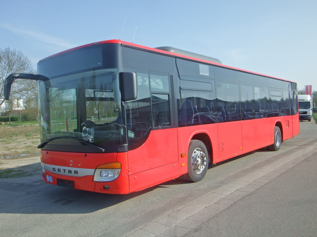 SETRA S415 NF - EEV1 EURO 5 STANDHEIZUNG - Městský autobus: obrázek 2 SETRA S415 NF - EEV1 EURO 5 STANDHEIZUNG - Městský autobus: obrázek 2