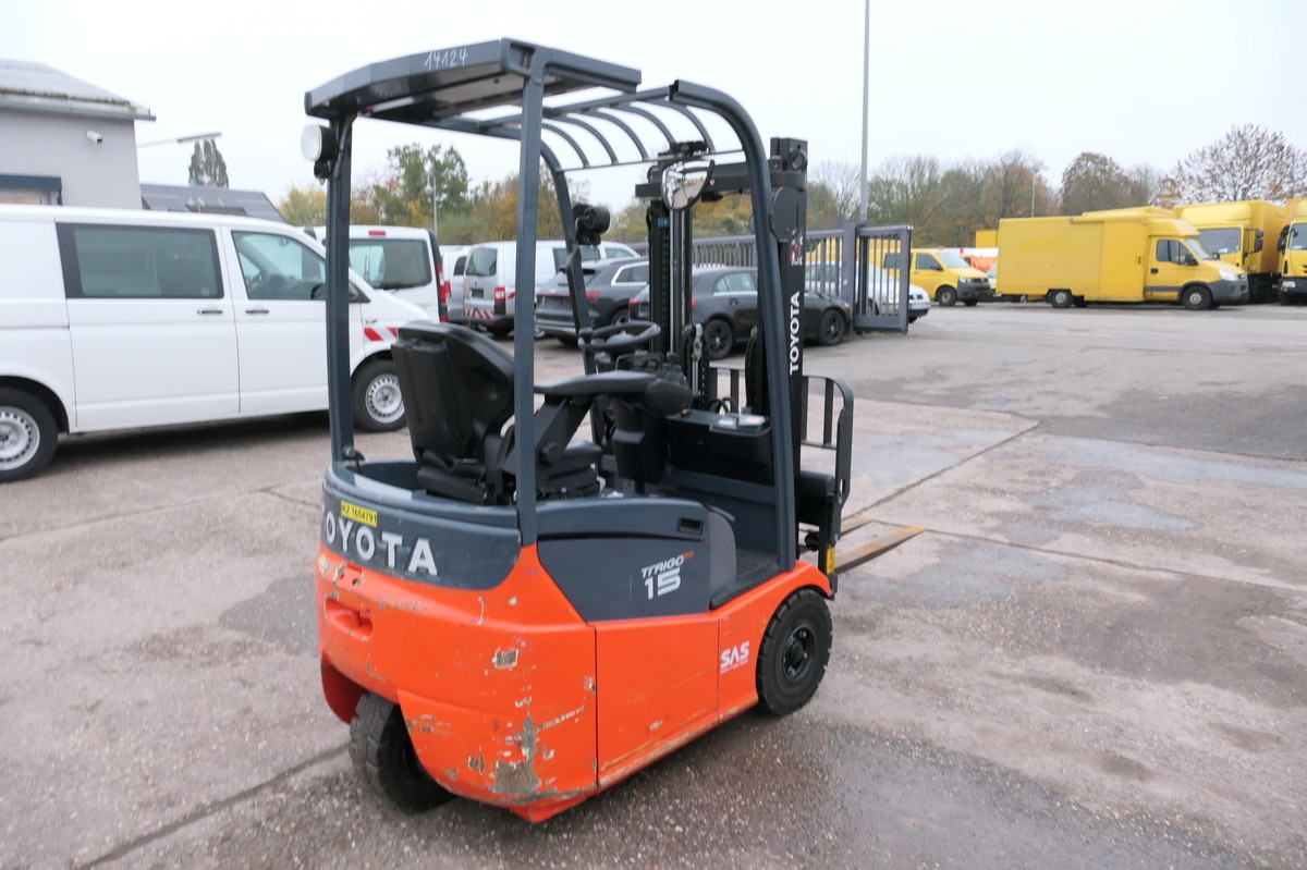 TOYOTA 7FBEST 15 3-Rad DUPLEX HUBHÖHE 3m - Elektrický vysokozdvižný vozík: obrázek 4 TOYOTA 7FBEST 15 3-Rad DUPLEX HUBHÖHE 3m - Elektrický vysokozdvižný vozík: obrázek 4