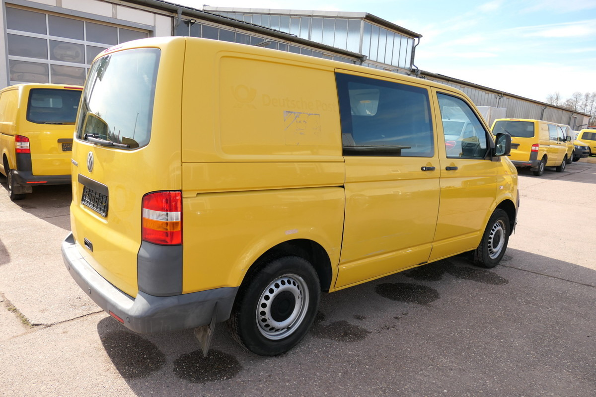 VW T5 Transporter 1.9 TDI PARKTRONIK 2xSCHIEBETÜR - Malá dodávka: obrázek 4 VW T5 Transporter 1.9 TDI PARKTRONIK 2xSCHIEBETÜR - Malá dodávka: obrázek 4