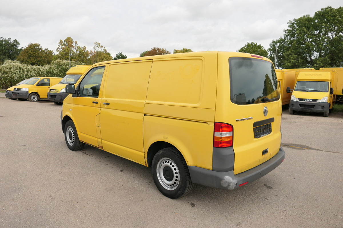 VW T5 Transporter 1.9 TDI PARKTRONIK 2xSCHIEBETÜR - Malá dodávka: obrázek 4 VW T5 Transporter 1.9 TDI PARKTRONIK 2xSCHIEBETÜR - Malá dodávka: obrázek 4
