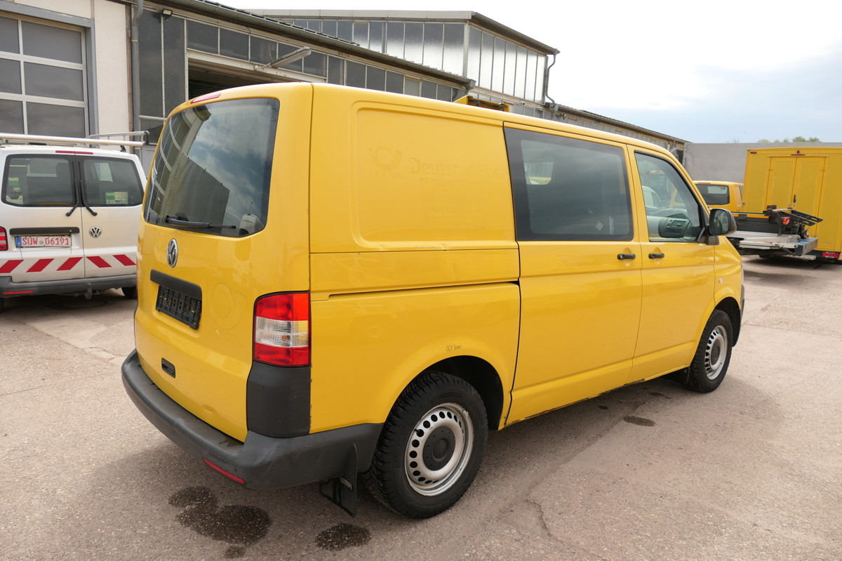 VW T5 Transporter 2.0 TDI 2-Sitzer EURO-5 CoC PARKT - Malá dodávka: obrázek 4 VW T5 Transporter 2.0 TDI 2-Sitzer EURO-5 CoC PARKT - Malá dodávka: obrázek 4