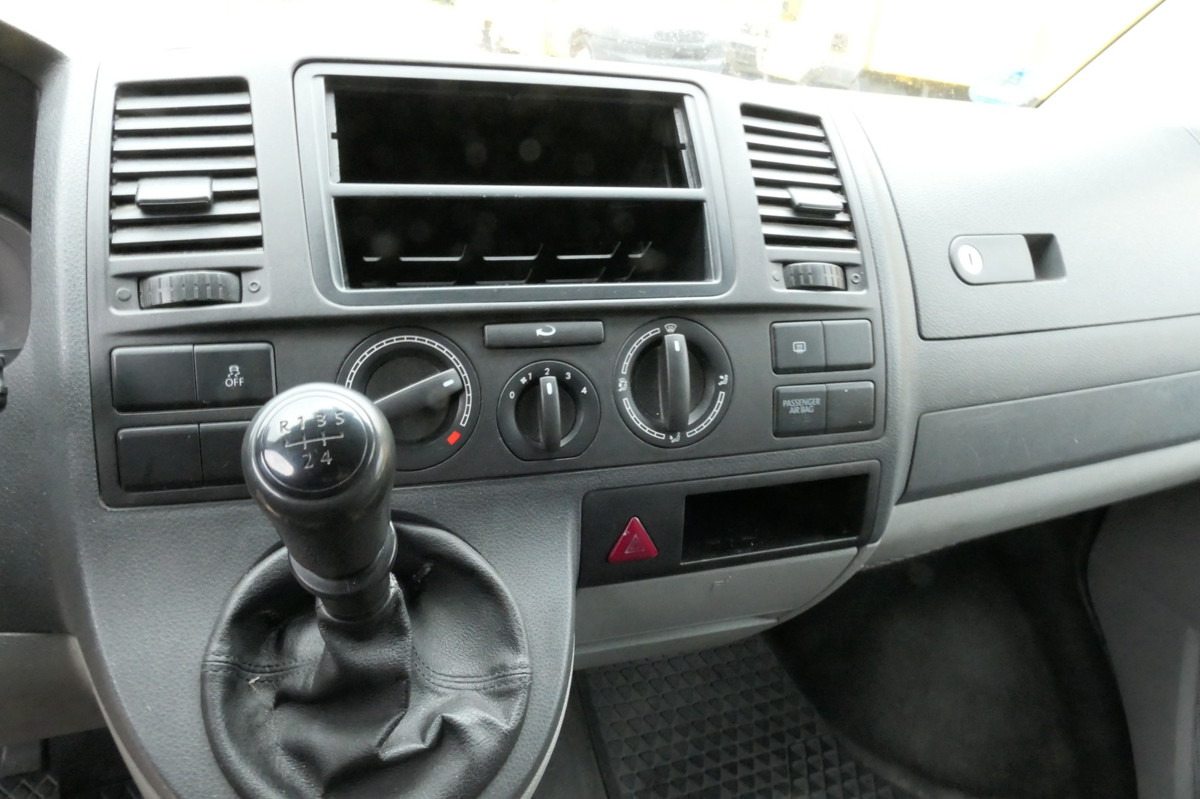 Malá dodávka VW T5 Transporter 2.0 TDI 2-Sitzer PARKTRONIK EUR5: obrázek 10
