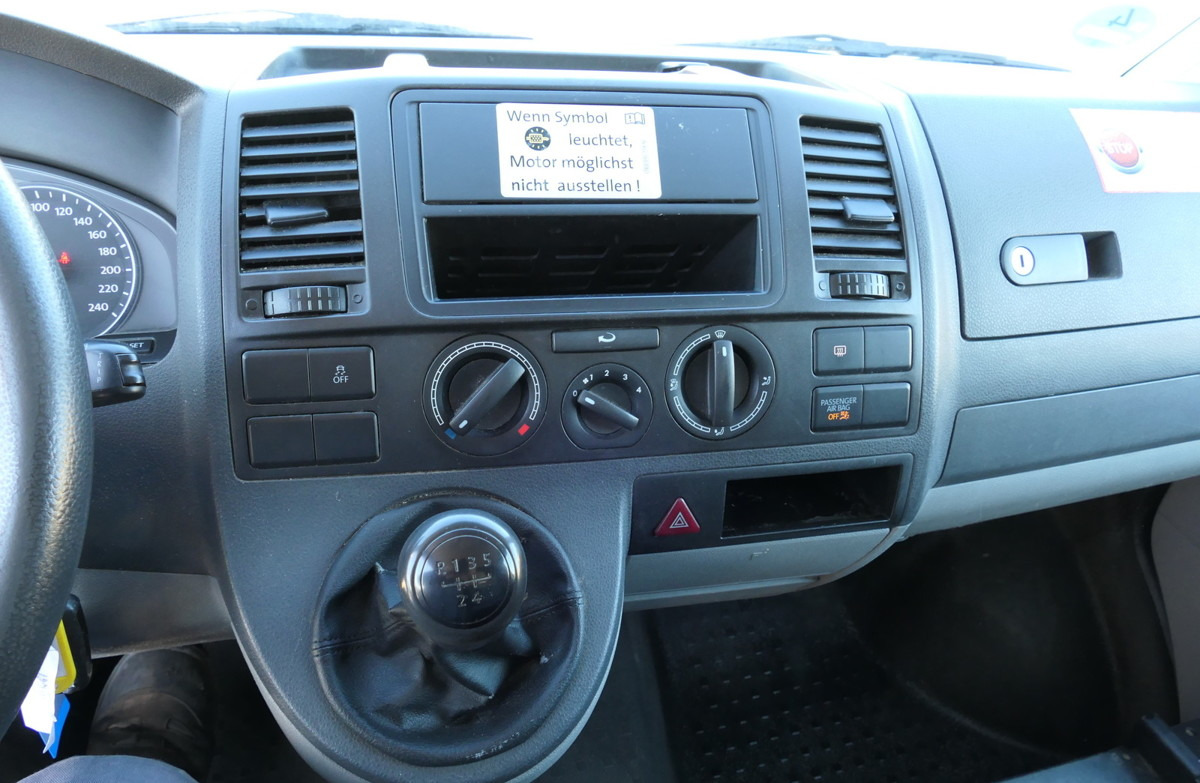 Malá dodávka VW T5 Transporter 2.0 TDI 2xSCHIEBETÜR PARKTRONIK E: obrázek 9