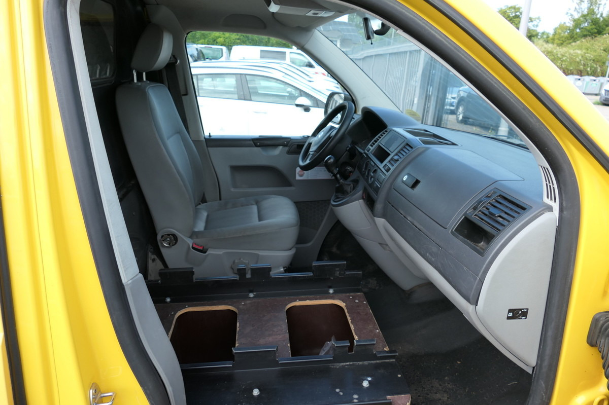 VW T5 Transporter 2.0 TDI EURO-5 2xSCHIEBETÜR PARKT - Malá dodávka: obrázek 5 VW T5 Transporter 2.0 TDI EURO-5 2xSCHIEBETÜR PARKT - Malá dodávka: obrázek 5