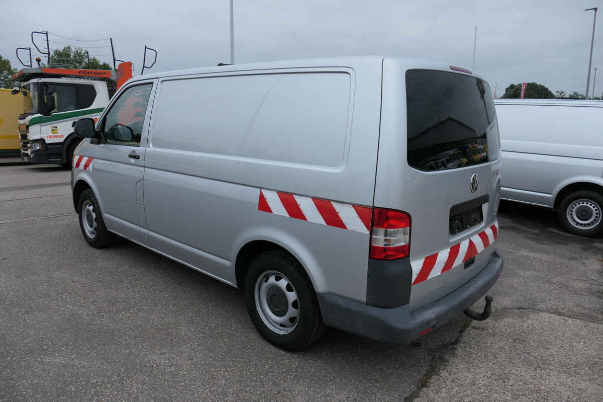 VW T5 Transporter 2.0 TDI KLIMA AHK Werkstatteinbau - Malá dodávka: obrázek 4 VW T5 Transporter 2.0 TDI KLIMA AHK Werkstatteinbau - Malá dodávka: obrázek 4