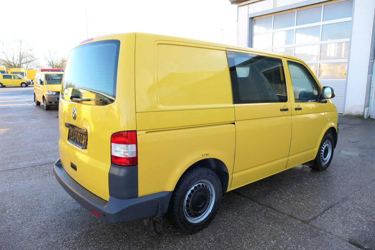 VW T5 Transporter 2.0 TDI PARKTRONIK EURO-5 2xSCHIE - Malá dodávka: obrázek 4 VW T5 Transporter 2.0 TDI PARKTRONIK EURO-5 2xSCHIE - Malá dodávka: obrázek 4